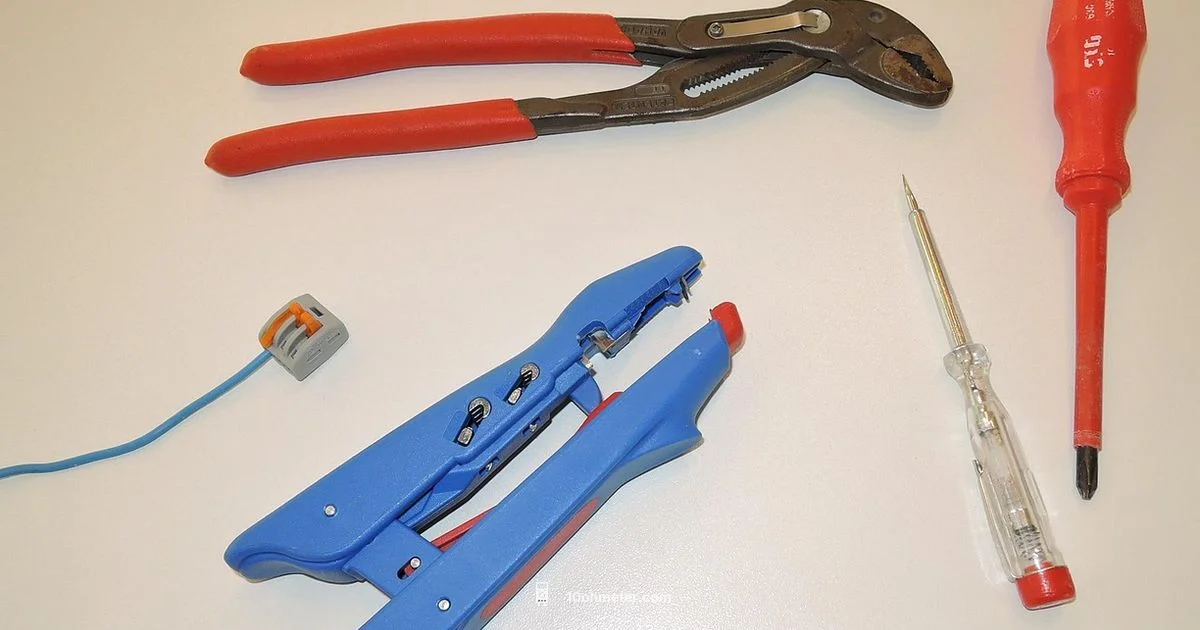 Voltage vs Multimeter - 10ohmeter