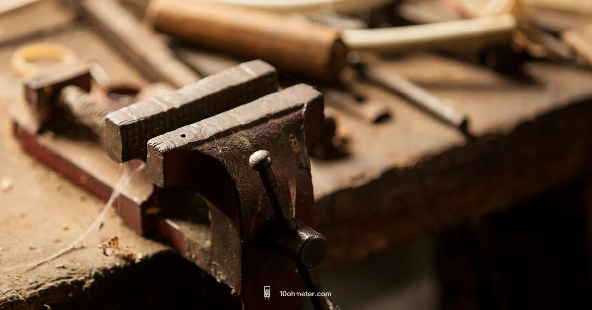 Clamp Meter Essentials - 10ohmeter