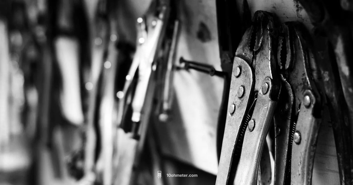 Master Symbols - 10ohmeter