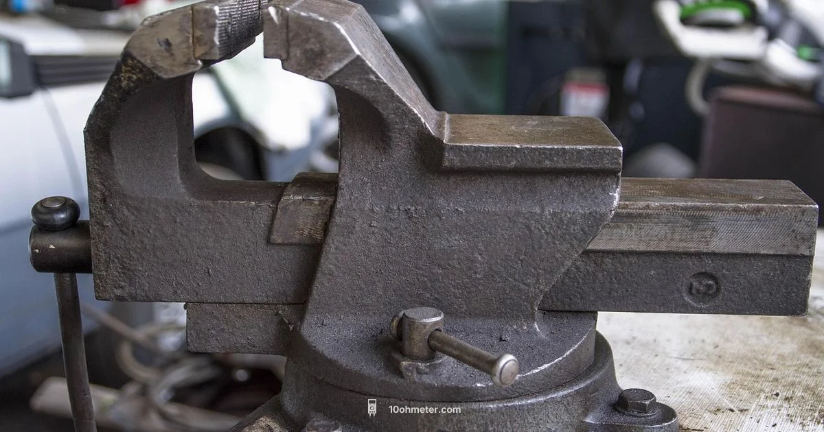 Meter Essentials - 10ohmeter